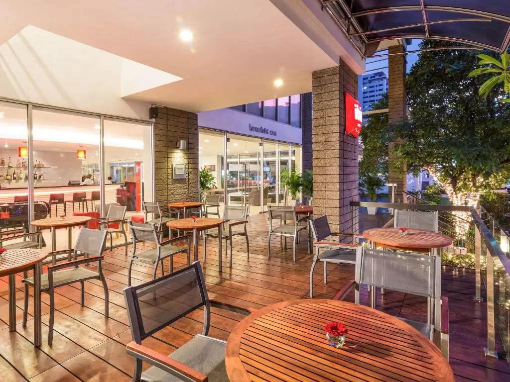 ibis Bangkok Sathorn